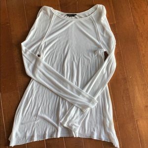 NWOT Alice + Olivia white tunic shirt -L